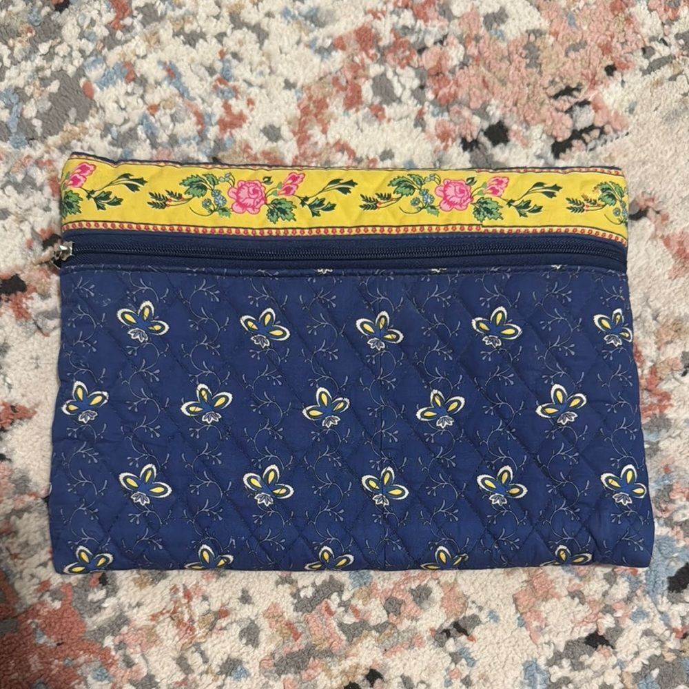 Rare Americana by Sharif Blue Floral Quilted Bag